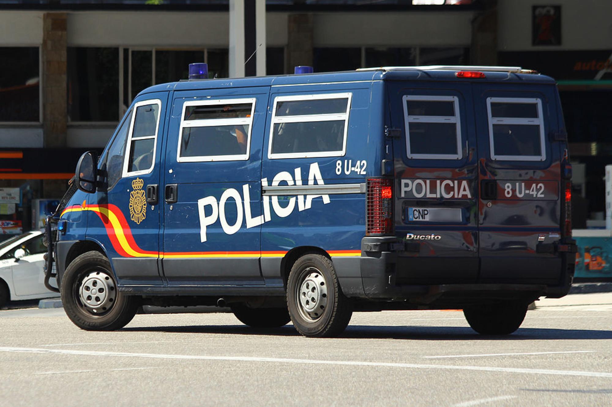 Furgoneta Policía Nacional